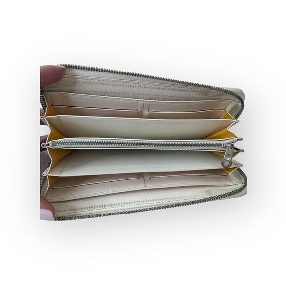 Goyard White Goyardine Matignon GM Wallet - Picture 9 of 13